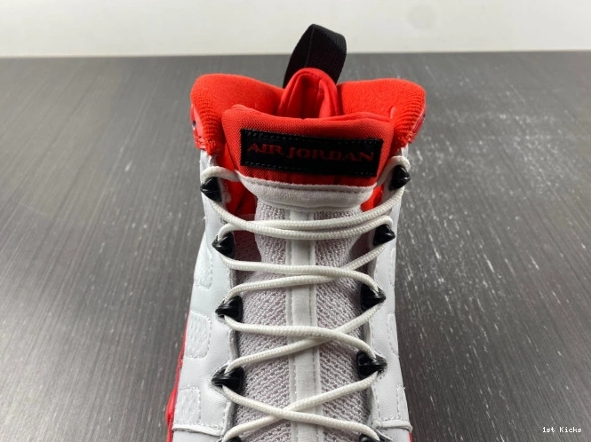 1st Kicks Shoes Jordan Gym Air 302370-160 9 White Red Retro 0820